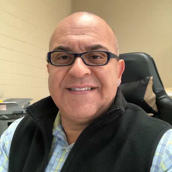 Meet your Posher, Tony - Picture 2 of 6